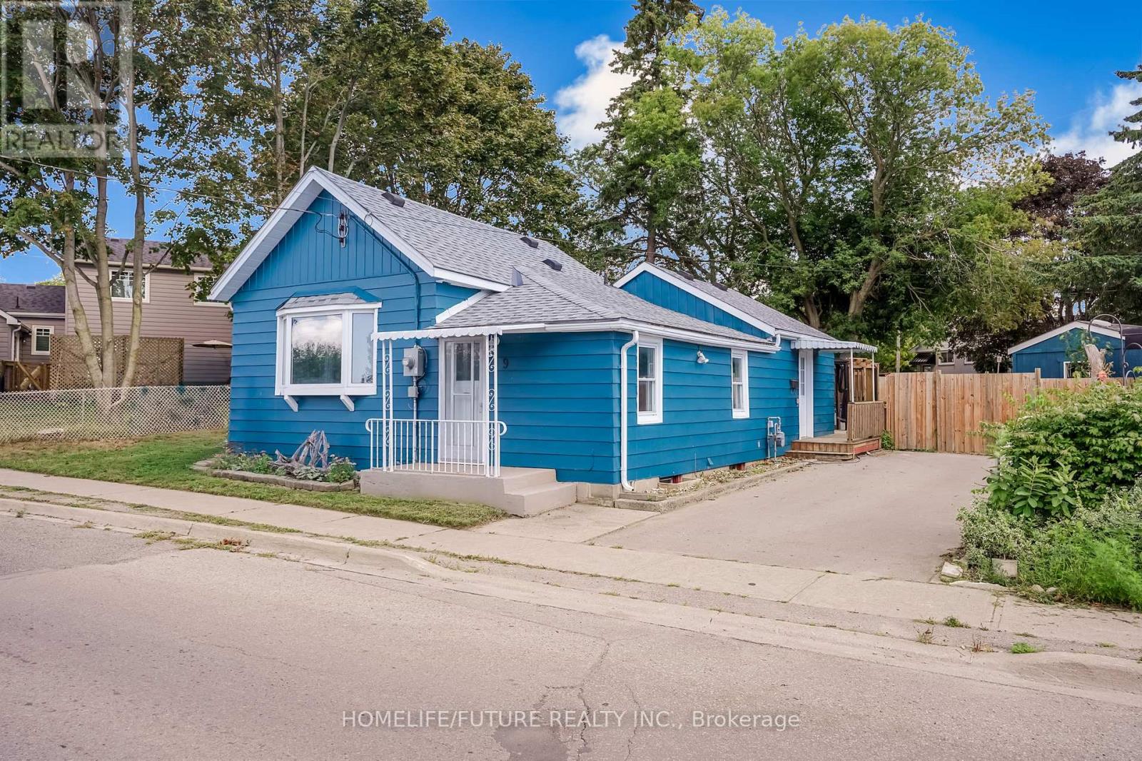 9 Toronto Rd, Port Hope, ON L1A 3R4
