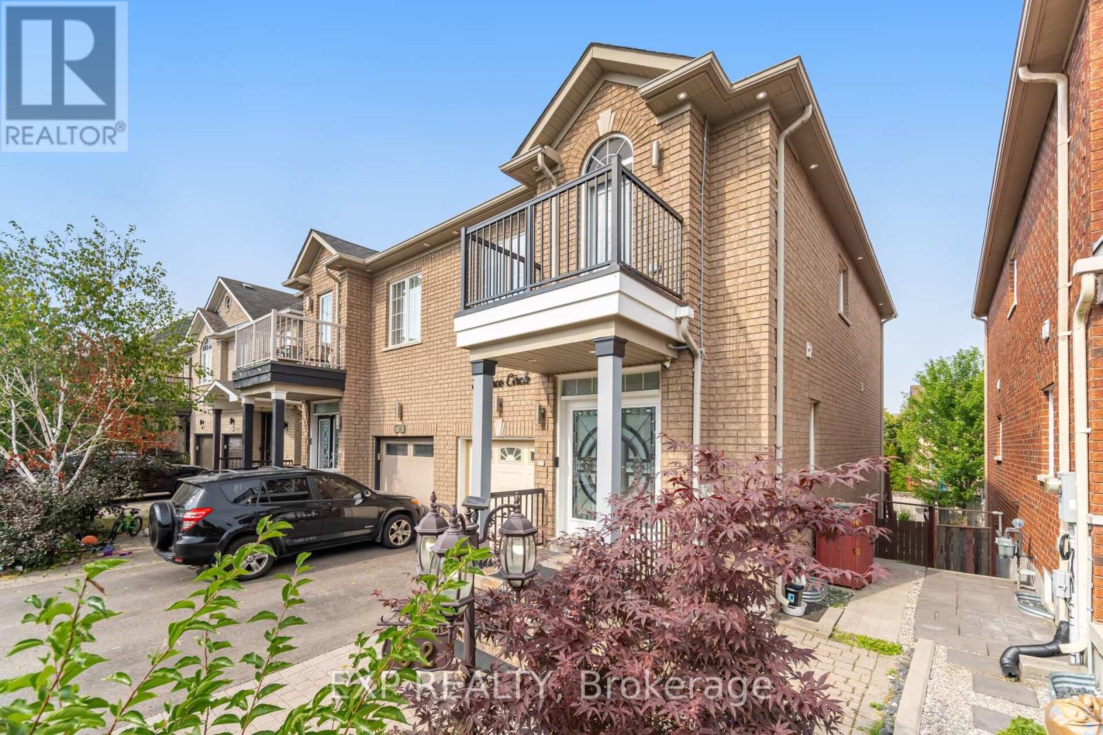 32 Arco Cir, Vaughan, ON L6A 3Z7