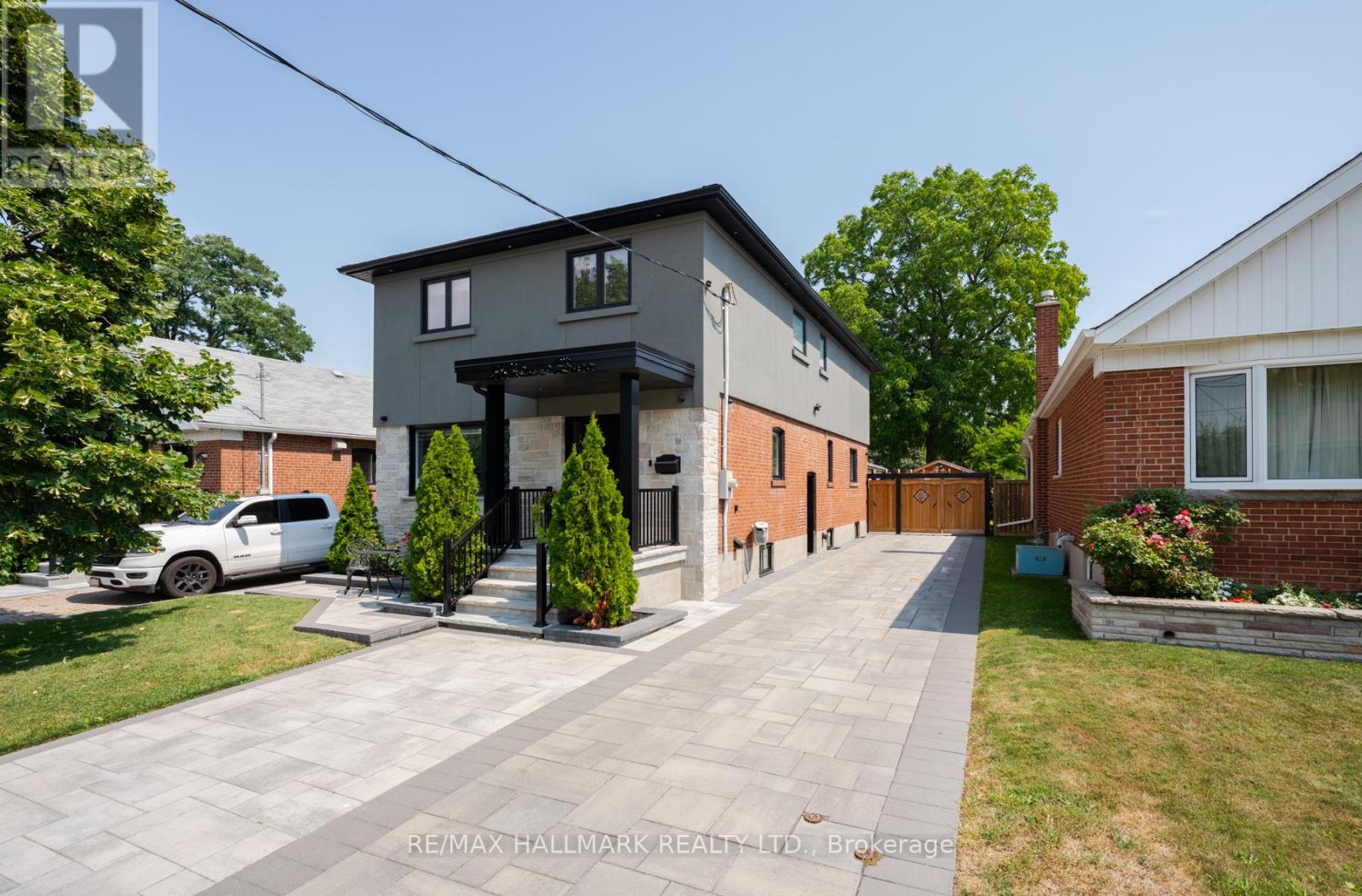 25 Elmont Dr, Toronto, ON M4B 2M2