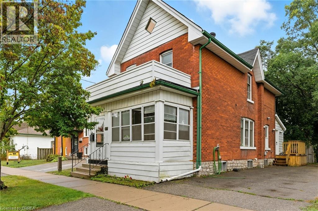 232 Brock St, Brantford, ON N3S 5X2