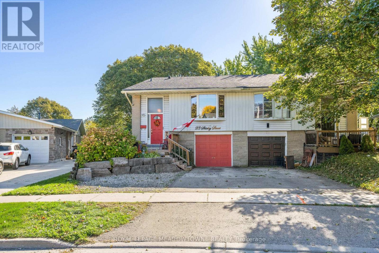 23 Shirley St, Orangeville, ON L9W 2T3