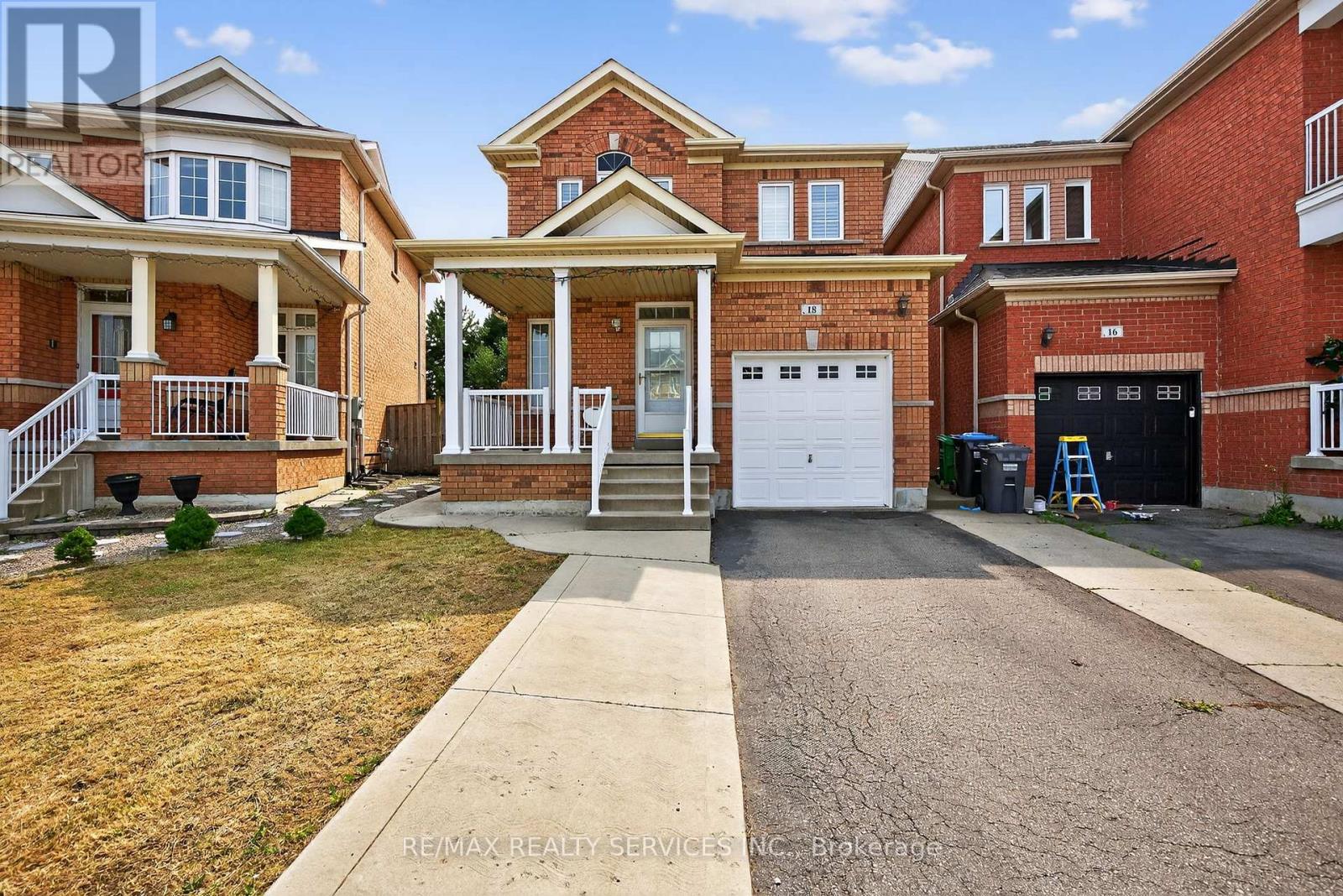 18 Fishing Cres, Brampton, ON L6V 4T4