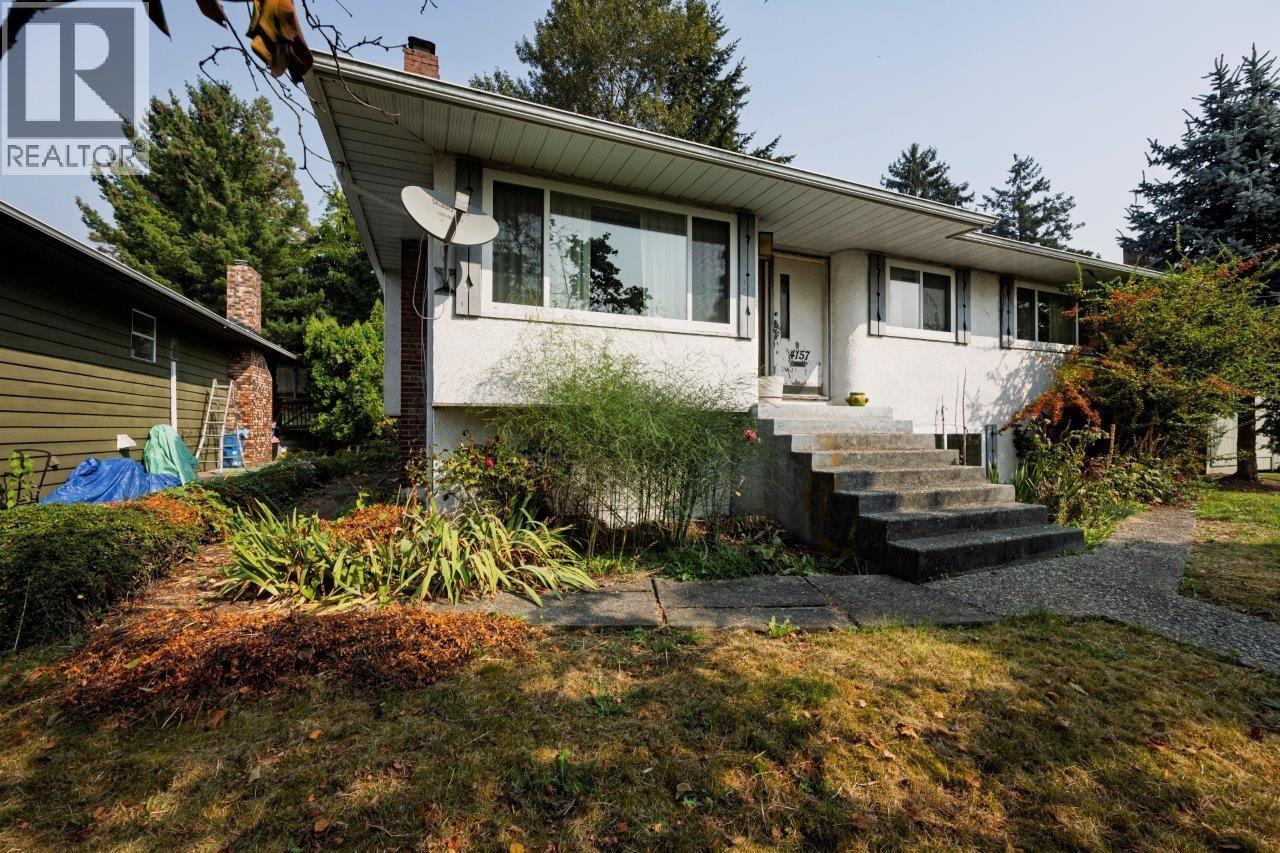 4157 Portland St, Burnaby, BC V5J 2N3