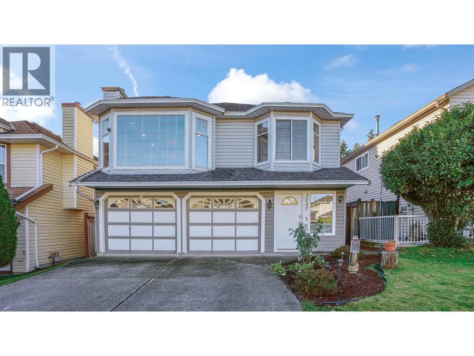 3747 Ulster St, Port Coquitlam, BC V3B 7H1