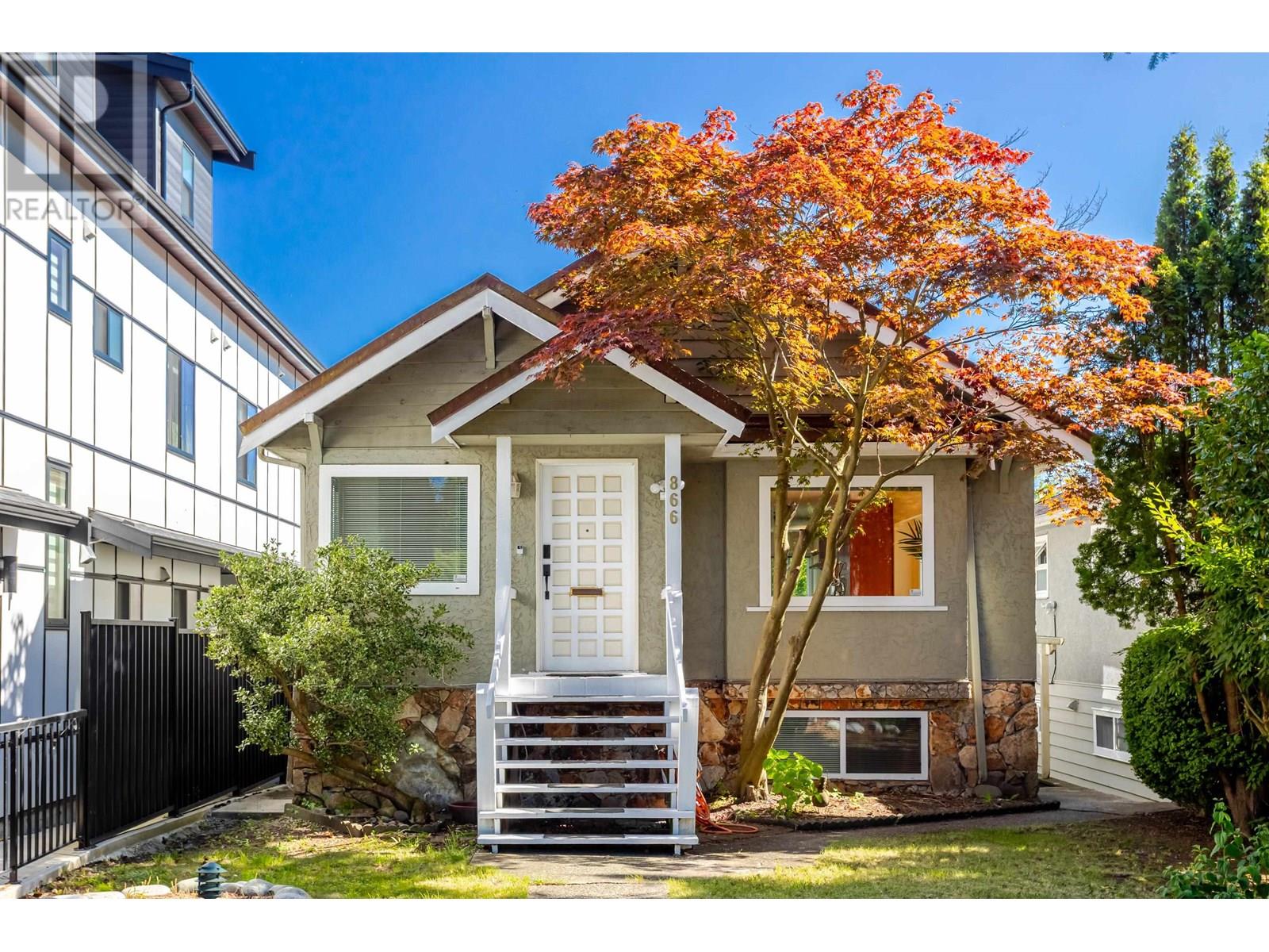 866 W 59th Ave, Vancouver, BC V6P 1X7