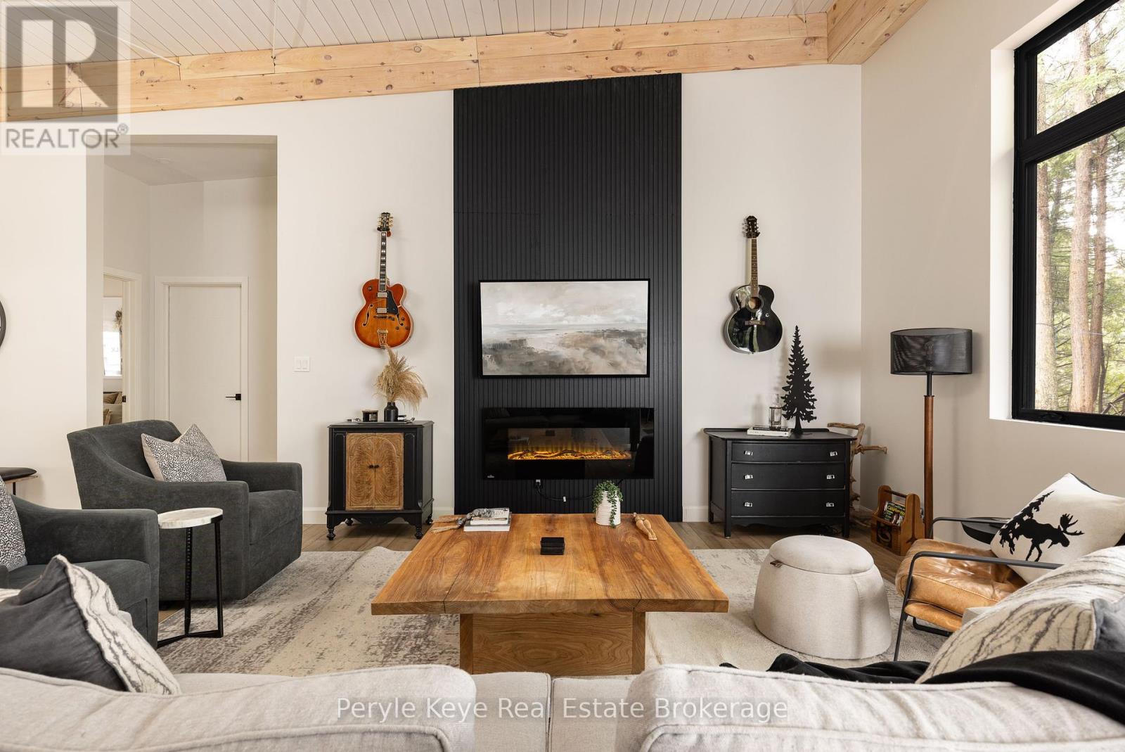 1-1387 Oxbow Lake Rd, Lake of Bays, ON P1H 2J6