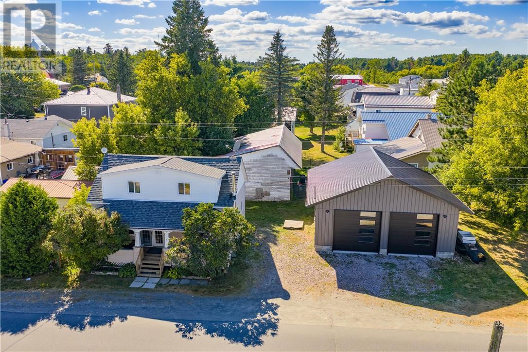 5 St Antoine, Noelville, ON P0M 2N0