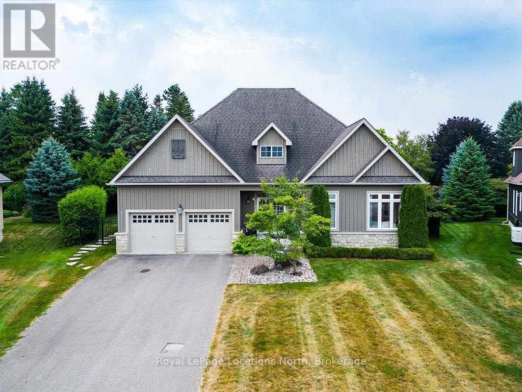 7 Pyatt Ct, The Blue Mountains, ON N0H 2P0