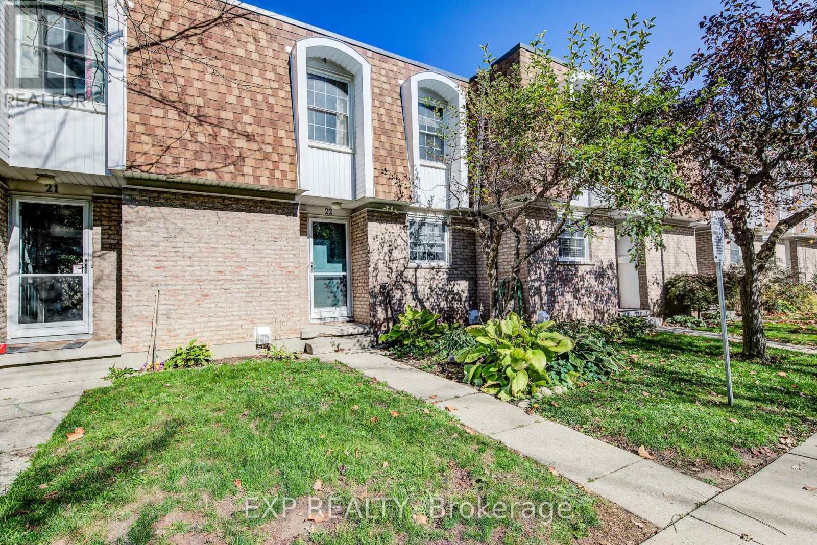 22 383 Edinburgh St S, Guelph, ON N1G 2K7