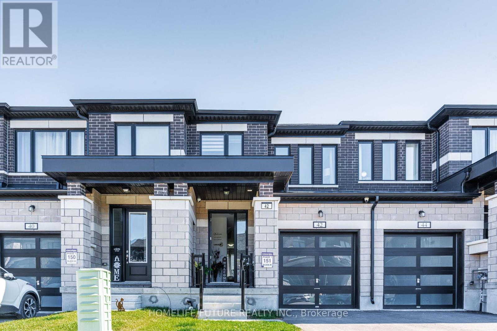 42 Keenan St, Kawartha Lakes, ON K9V 6C2