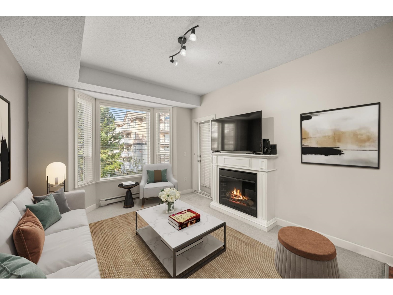 20281 53a Avenue Unit 203, Langley, BC V3A 3V6