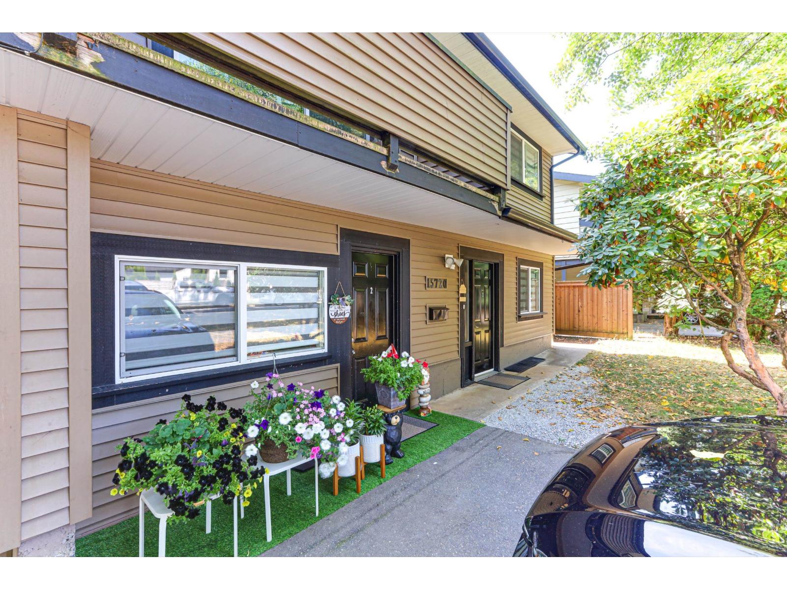 15720 Aster Rd, Surrey, BC V4A 1Y5