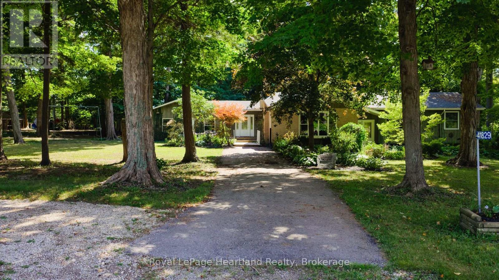 41829 Amberley Rd, Morris-Turnberry, ON N0G 1G0