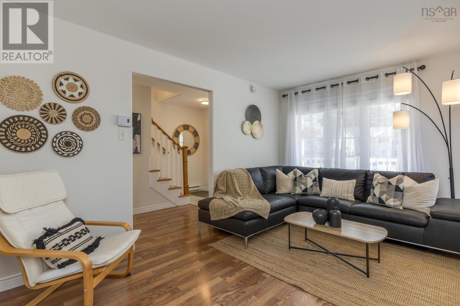 32 Darrell Ct, Timberlea, NS B3T 1N8
