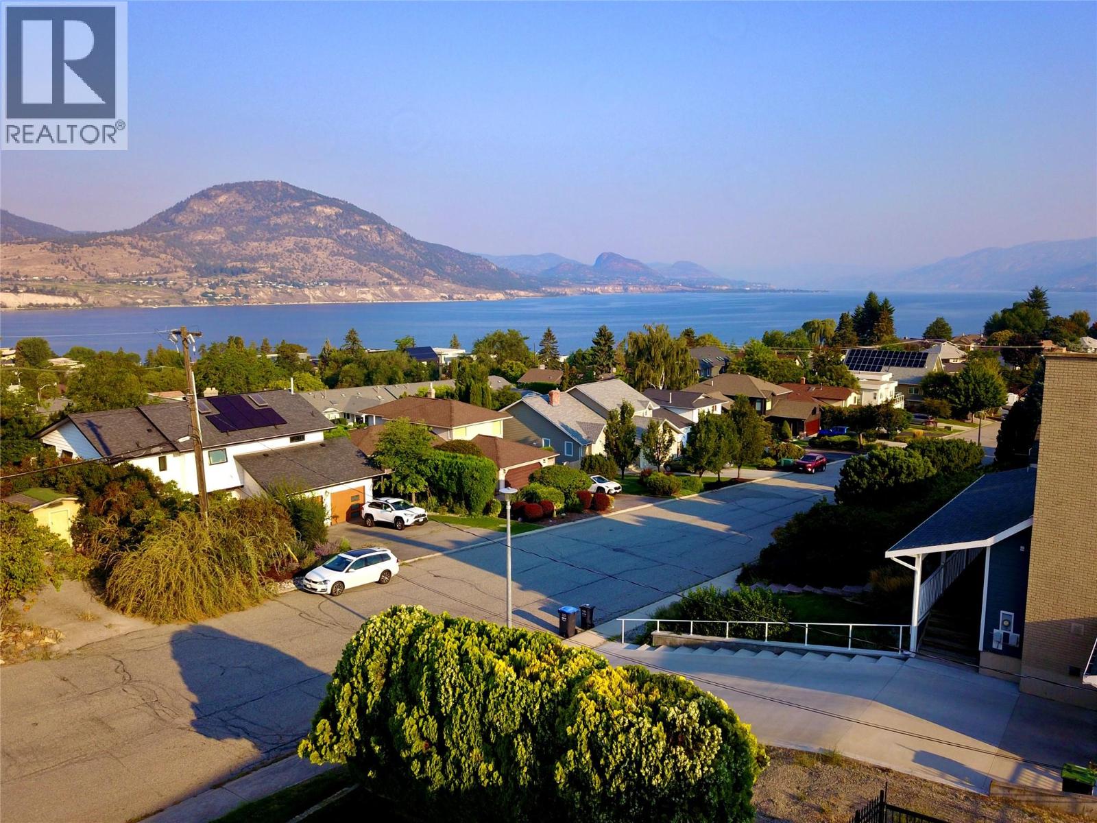 126 Grandview St, Penticton, BC V2A 4E4