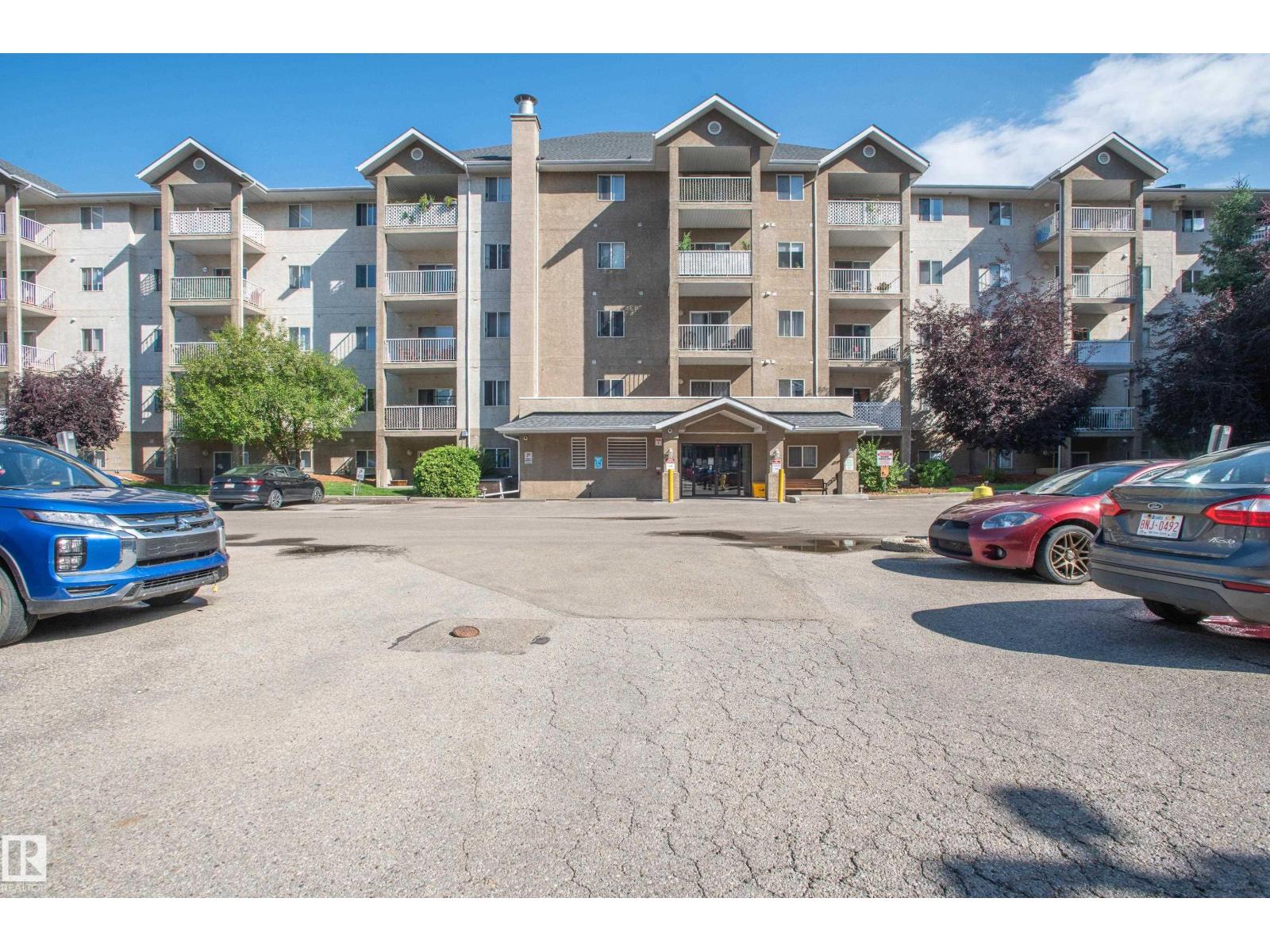 10535 122 Street Northwest #117, Edmonton, AB T5N 4B7