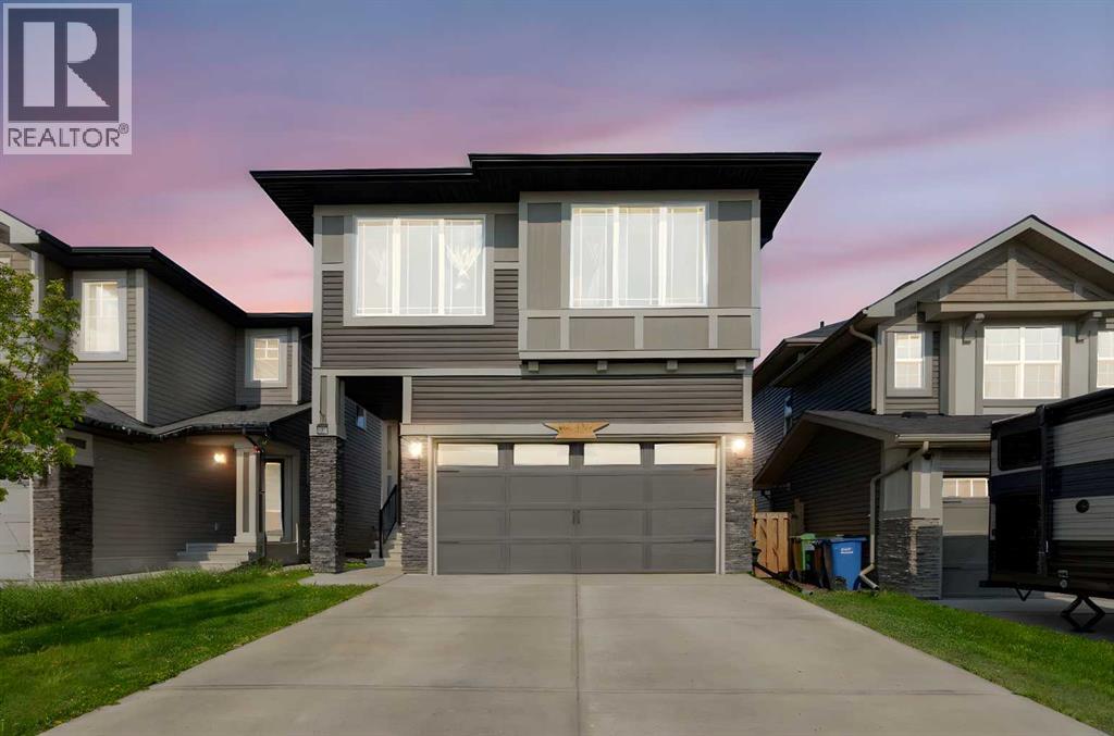 217 Buckskin Way, Cochrane, AB T4C 2R7