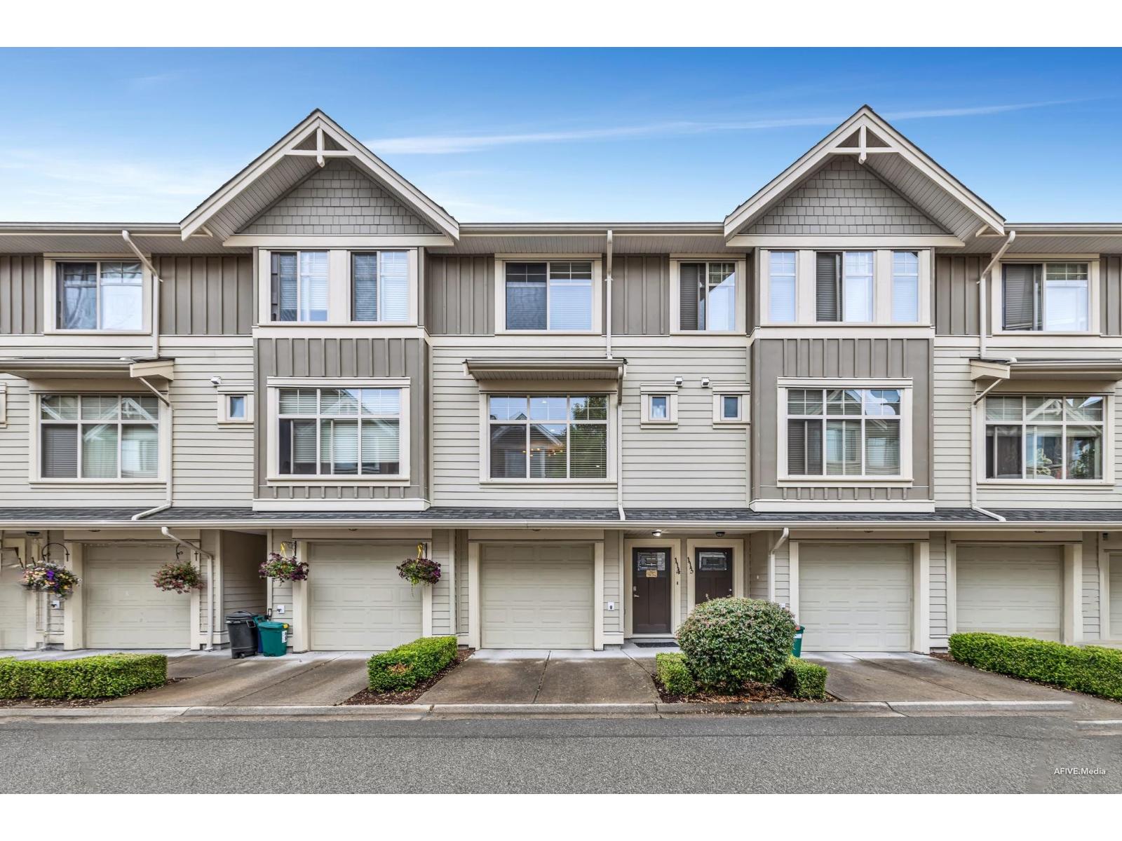 19525 73 Avenue Unit 114, Surrey, BC V4N 6L7