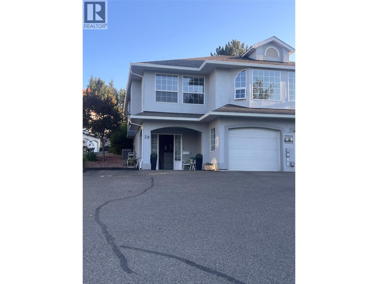 481 Monarch Court Unit 39, Kamloops, BC V2E 2P8