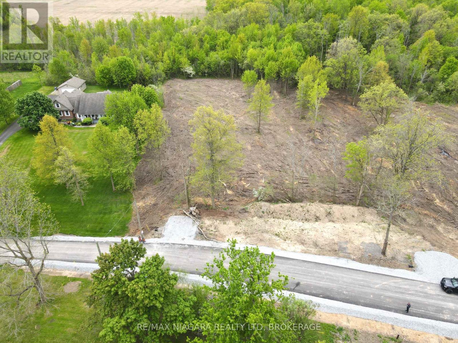 2121 Houck Cres, Fort Erie, ON L2A 5M4