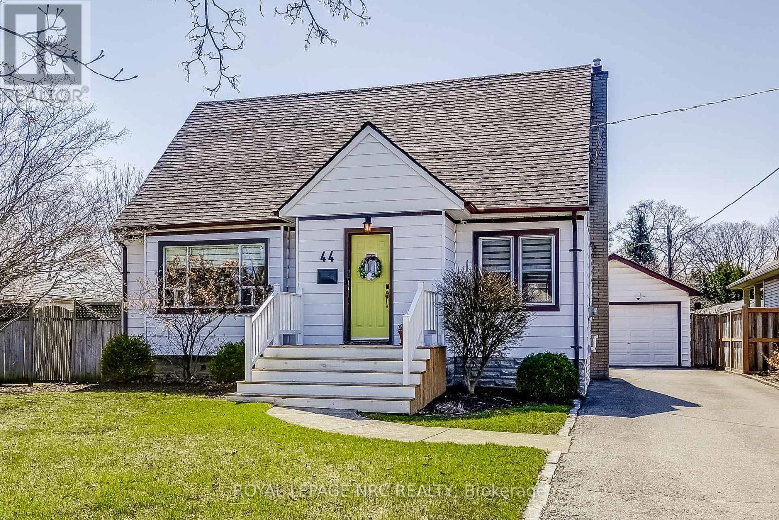 44 Windsor Rd, St. Catharines Vinelinwell, ON L2N 3A3