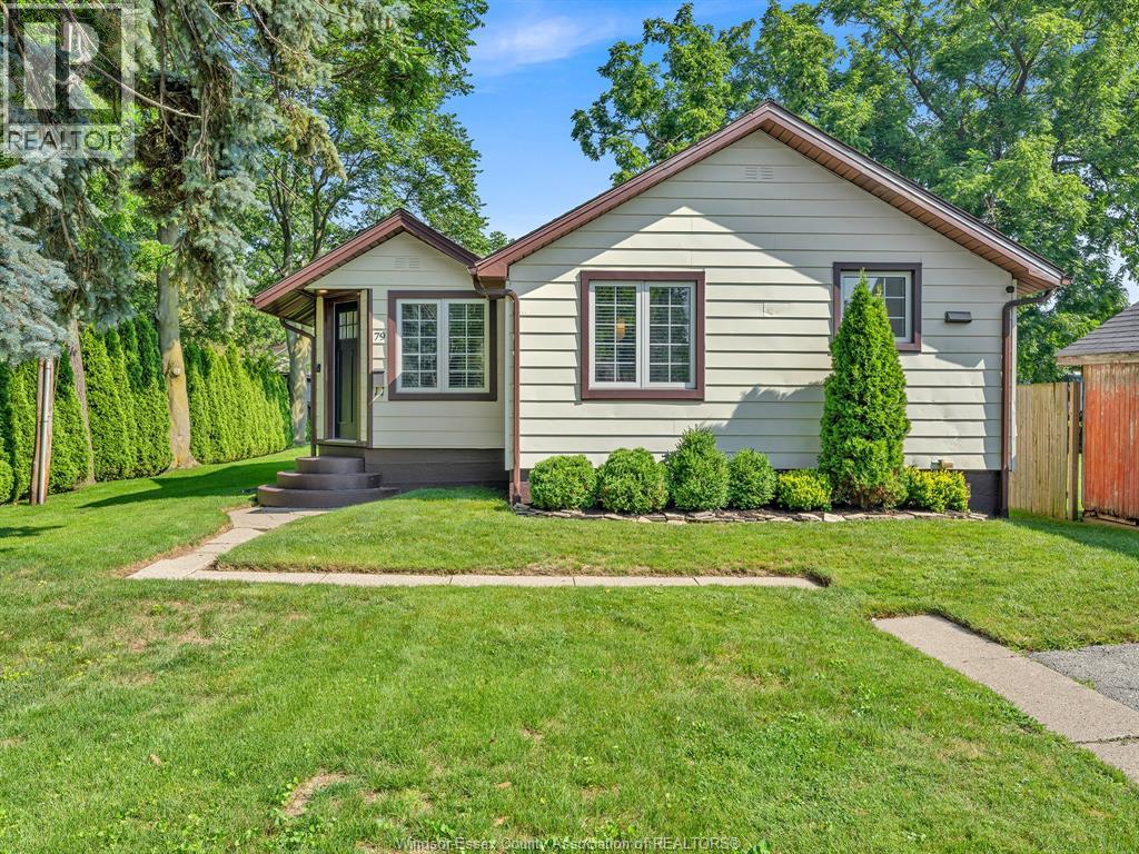79 Marlborough St E, Leamington, ON N8H 1X1
