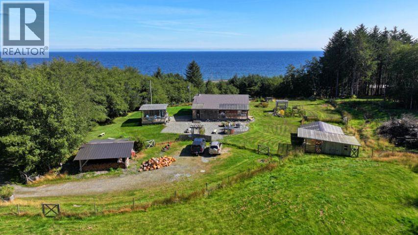 16 Highway Unit 31790, Daajing Giids City, BC V0T 1Y0