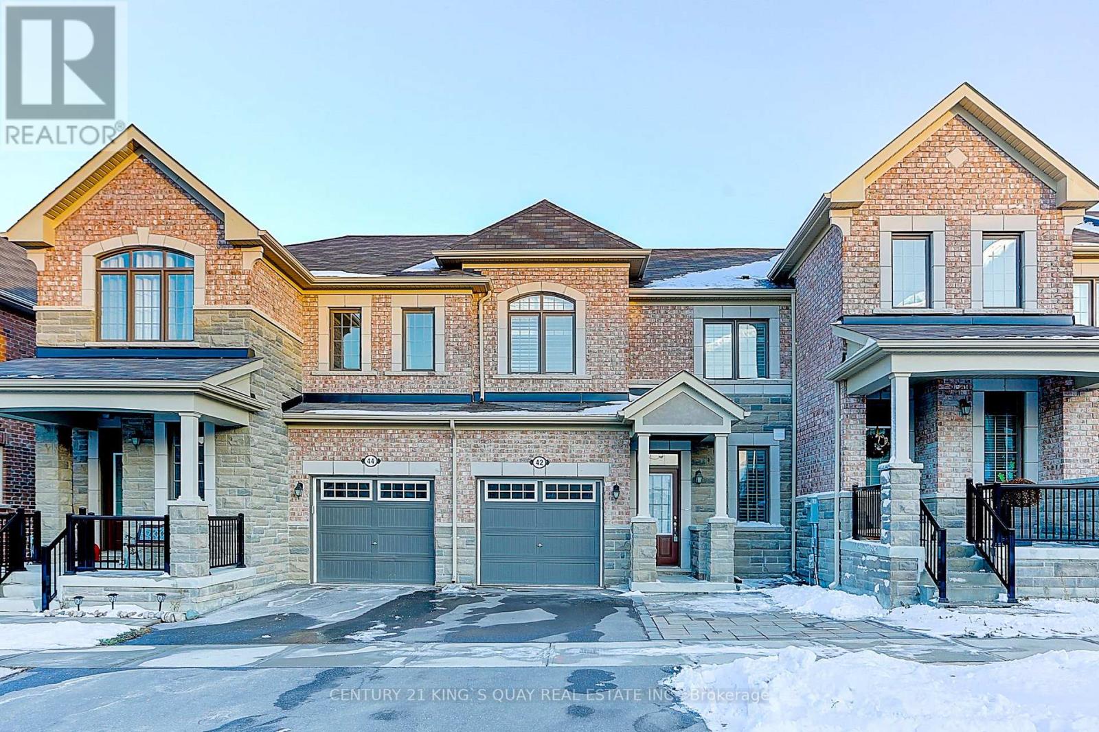 42 Hartney Dr, Richmond Hill, ON L4S 0J8