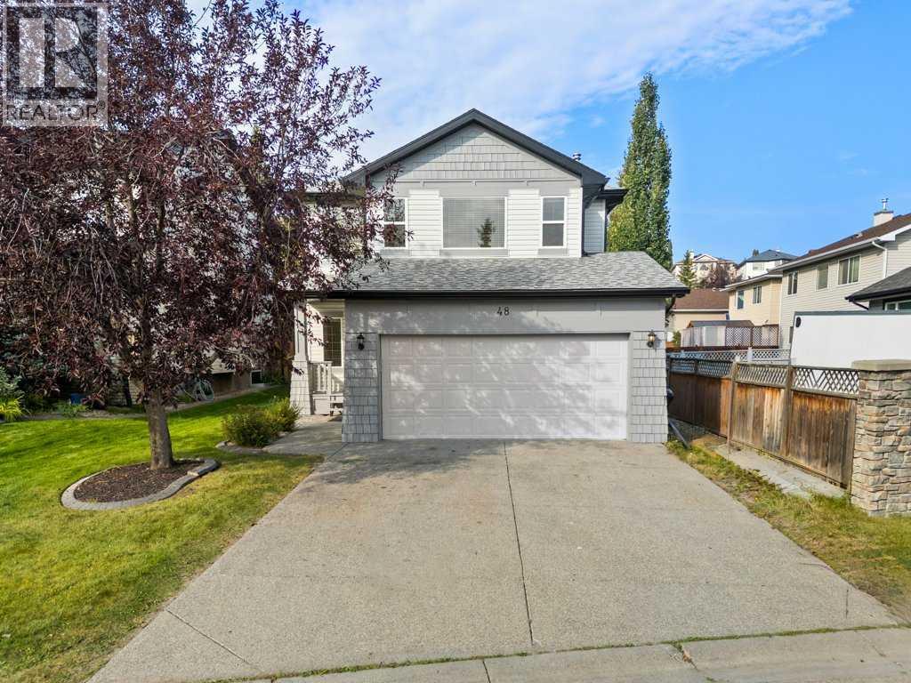 48 Panamount Cres NW, Calgary, AB T3K 5L8