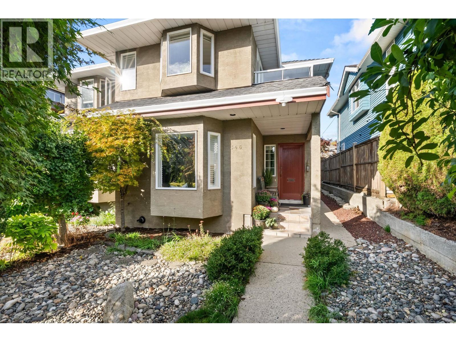 346 W 14th St, North Vancouver, BC V7M 1P6