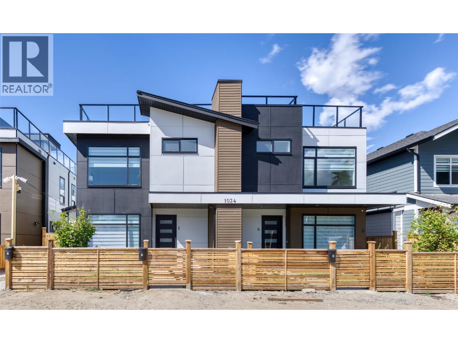 1034 Martin Avenue Unit 2, Kelowna, BC V1Y 6V5