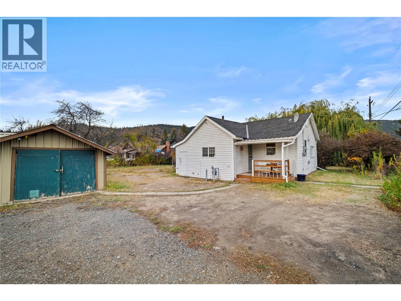 1201 Government Ave, Merritt, BC V1K 1K6