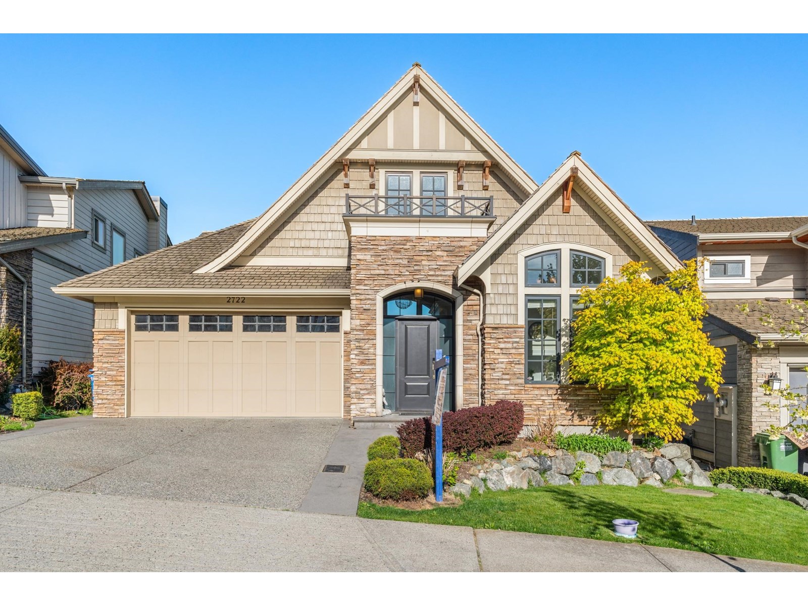 2722 Eagle Mountain Dr, Abbotsford, BC V3G 0C4