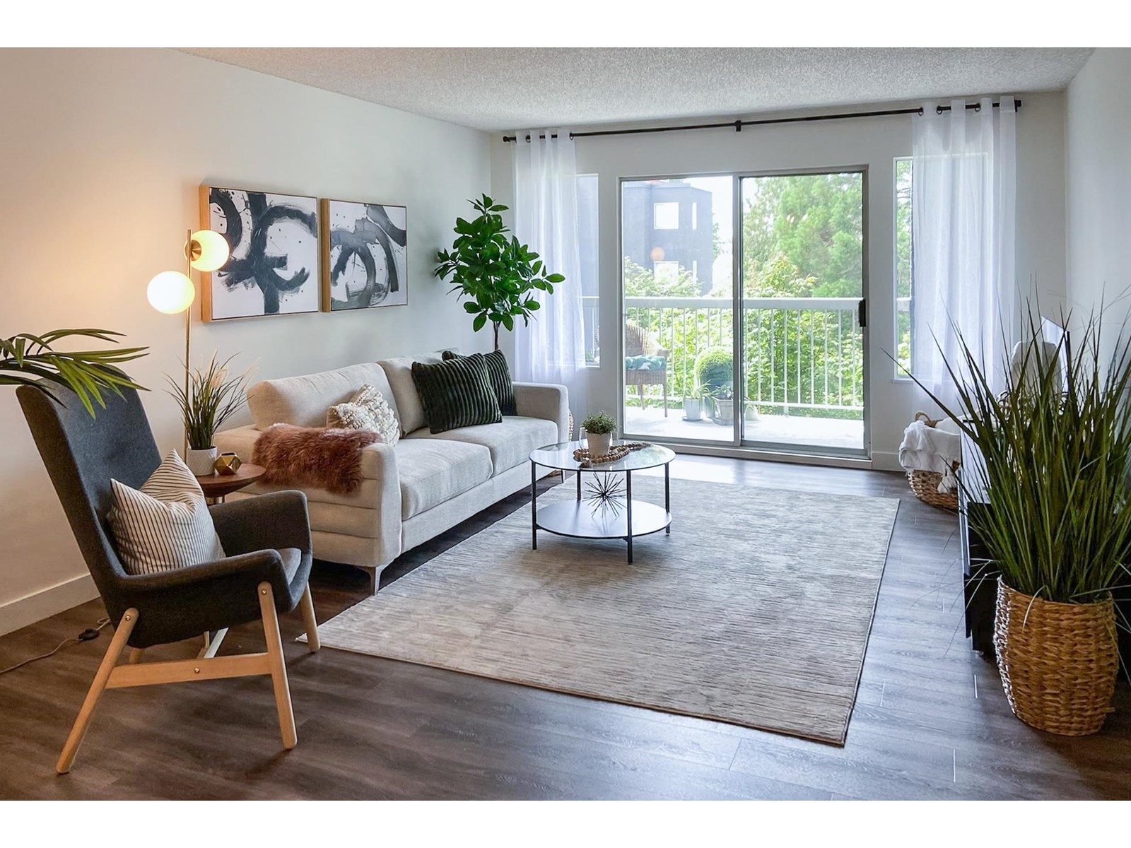 5700 200 Street Unit 202, Langley, BC V3A 7S6
