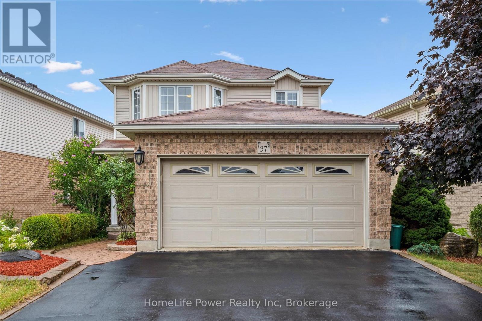 97 Marl Meadow Dr, Kitchener, ON N2R 1L4