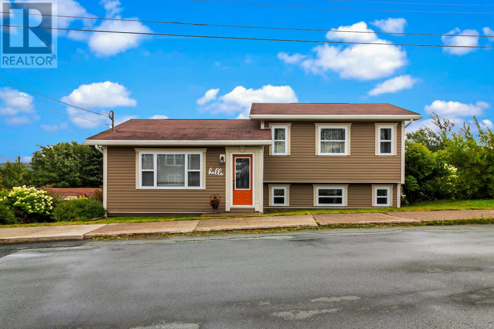 5 Jensen Camp Pl, St. John's, NL A1E 3G4