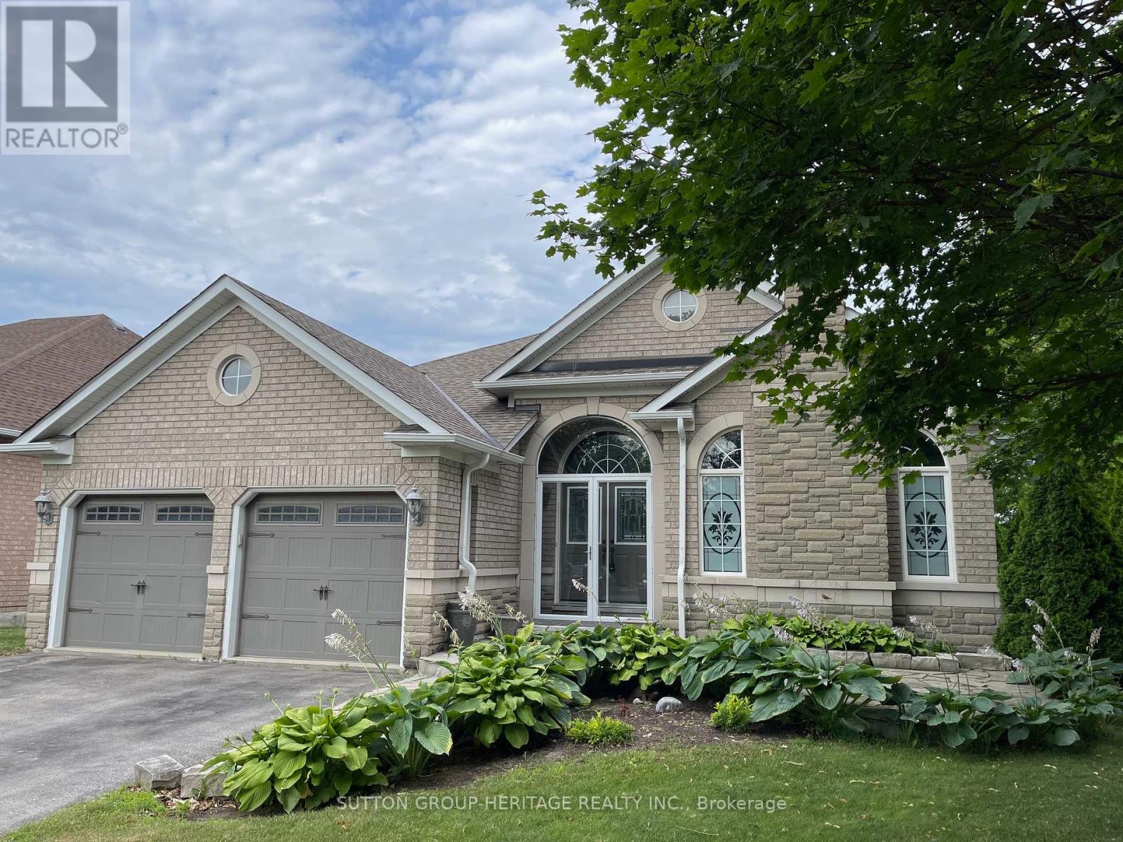 57 Kimberly Dr, Whitby, ON L1M 1K5