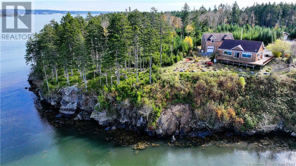 87 Haggertys Cove Rd, New River Beach, NB E5J 1J9