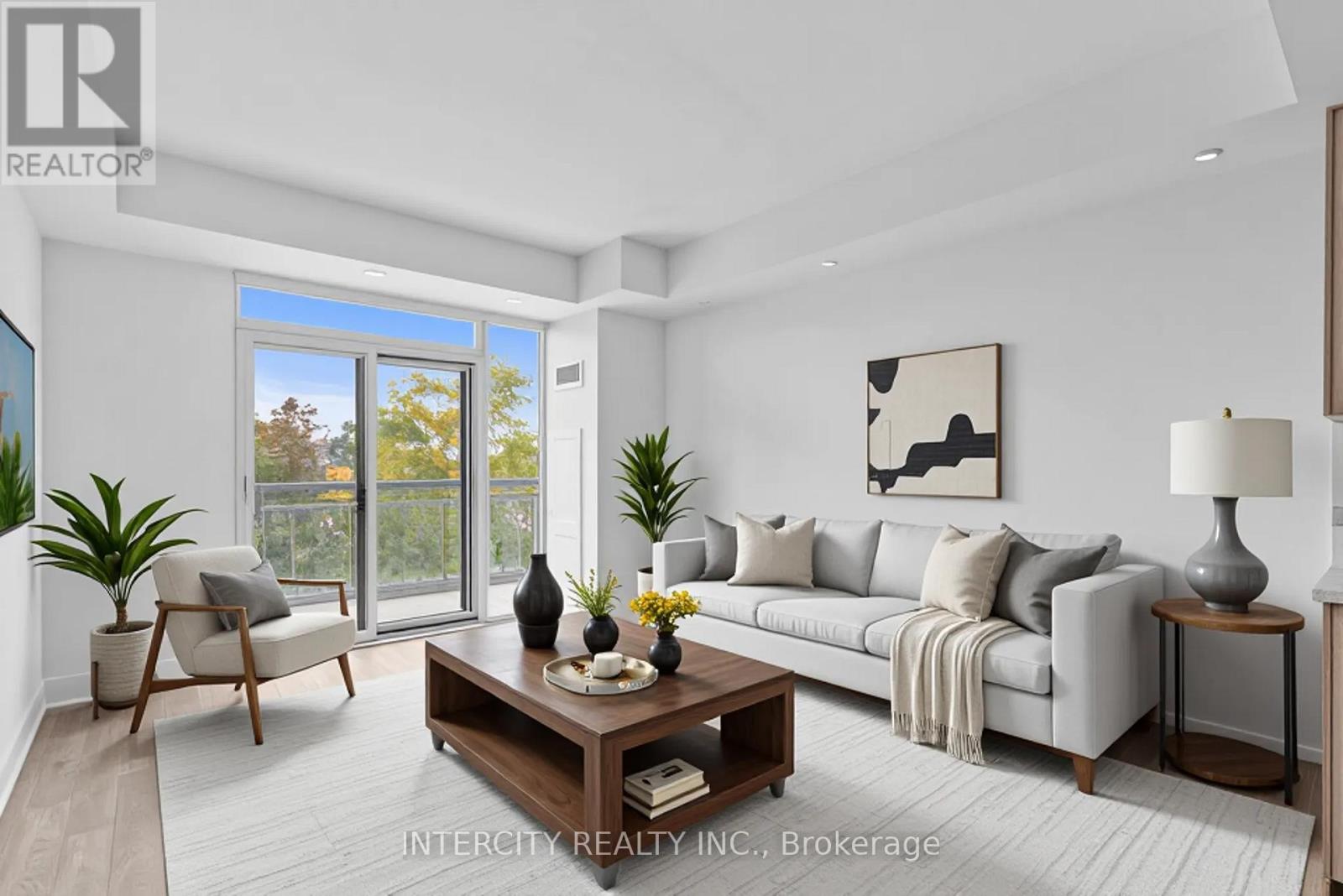 417 2075 King Rd, King King City, ON L7B 0R6