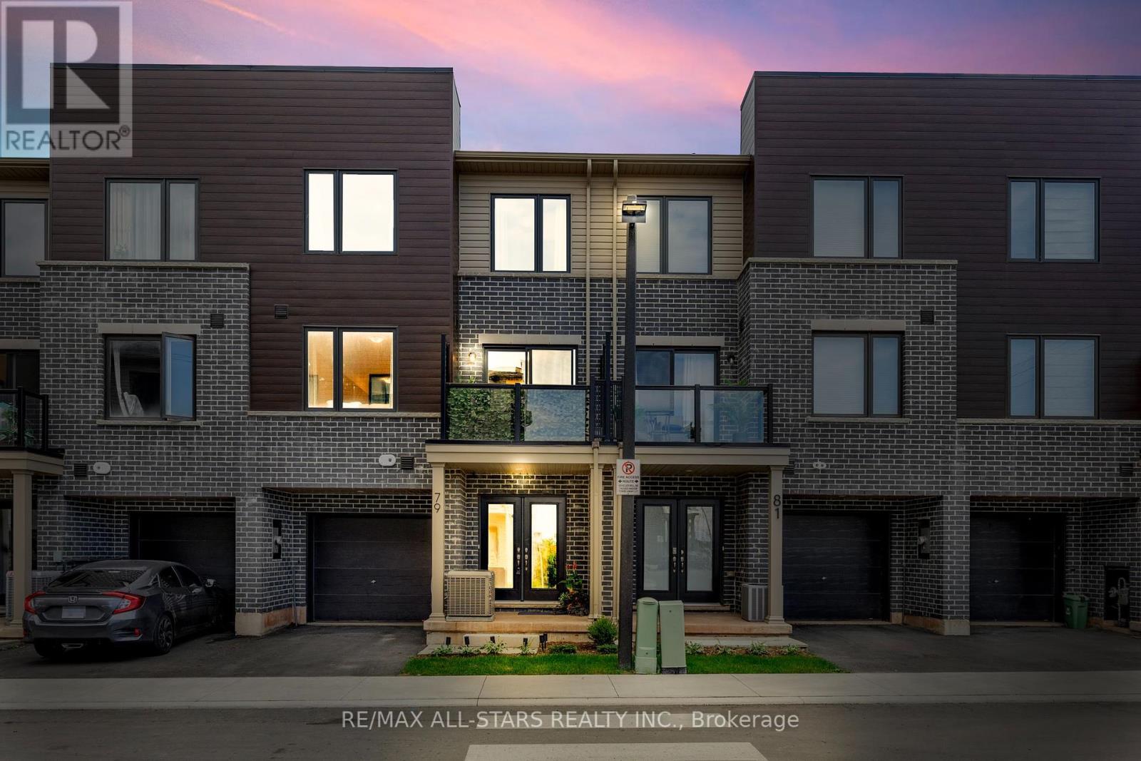 79 Dryden Ln, Hamilton Mcquesten, ON L8H 0B6