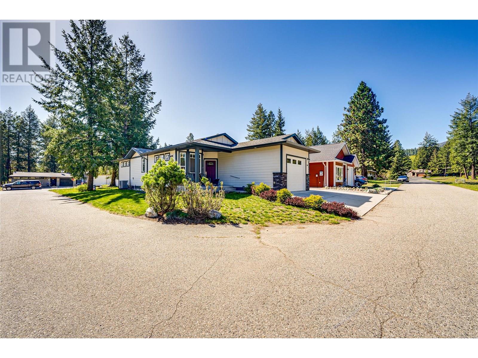 270 Grouse Ave, Vernon, BC V1H 2A1