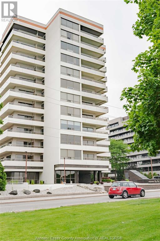 5151 Riverside Drive Unit 905, Windsor, ON N8S 4R5
