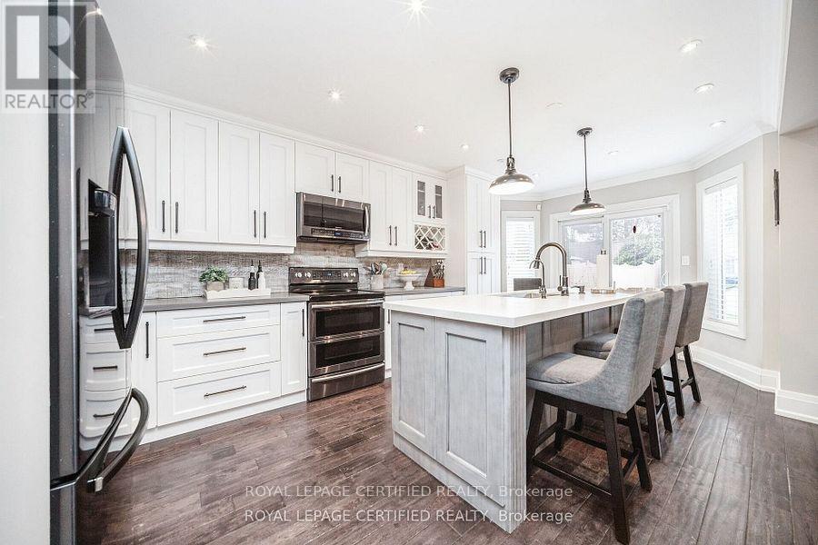 73 Headwater Rd, Caledon, ON L7E 2W4
