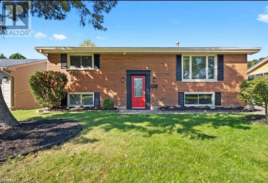 197 Belmont Ave, Kingston, ON K7M 4T3