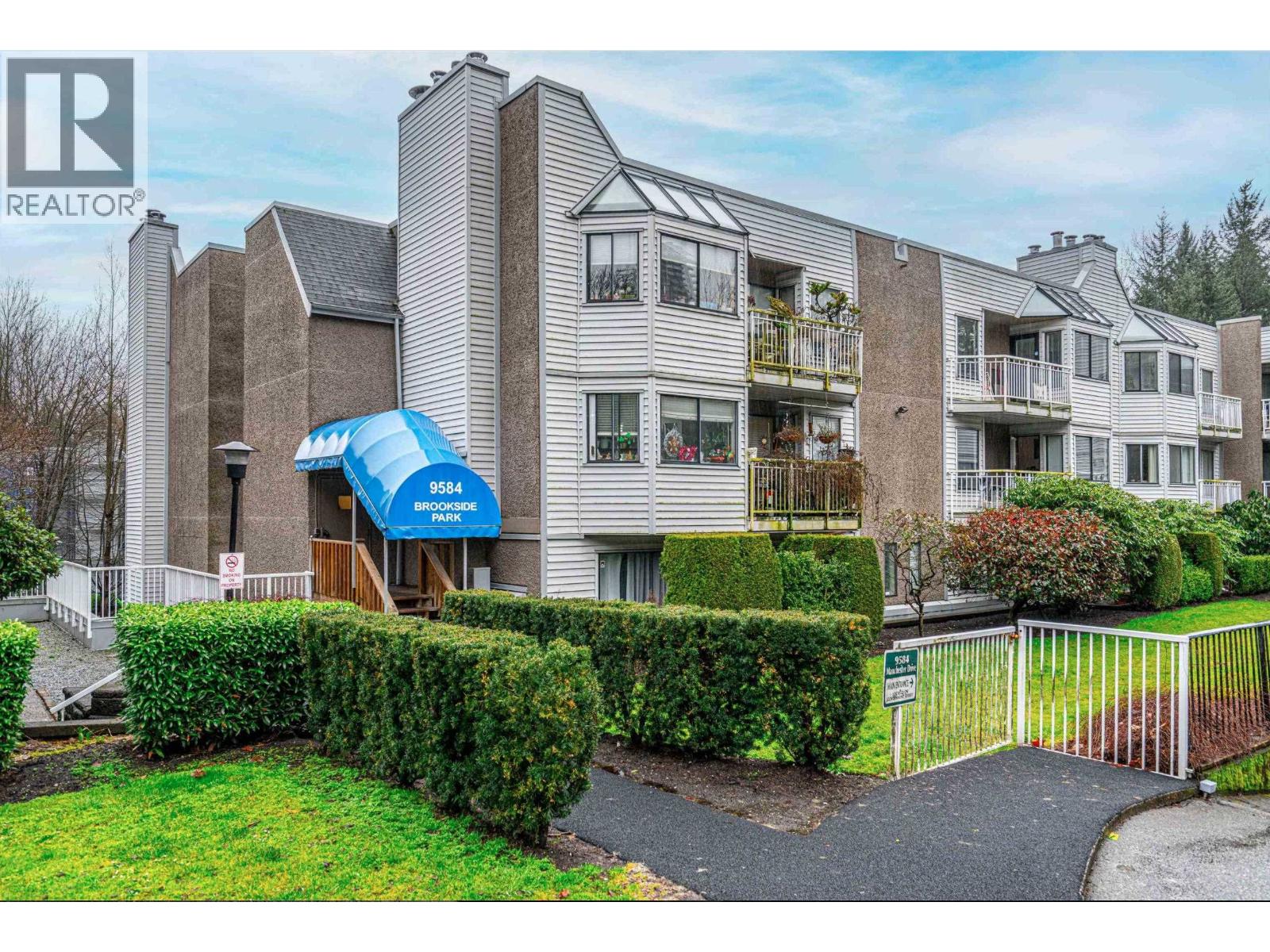 9584 Manchester Drive Unit 105, Burnaby, BC V3N 4R1