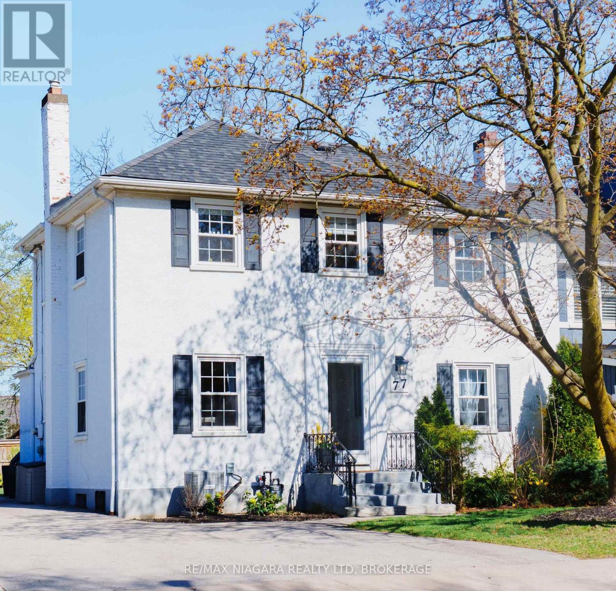 77 Glenridge Ave, St. Catharines, ON L2R 4X2