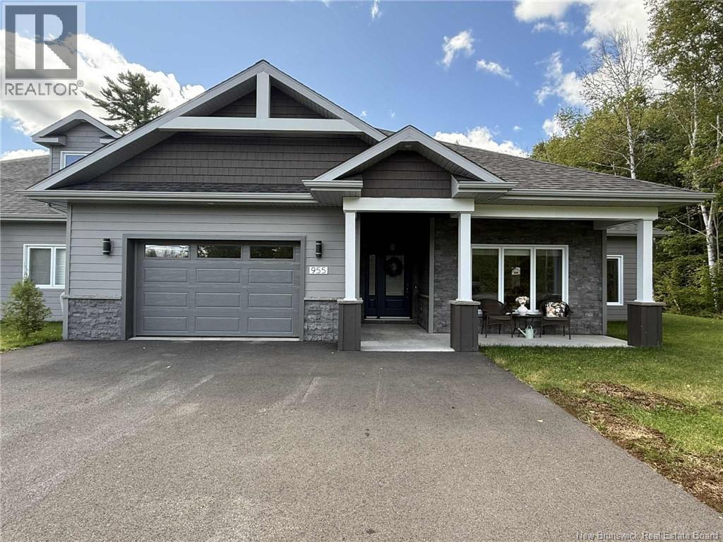 955 Main St, Grand-saultgrand Falls, NB E3Z 2W3