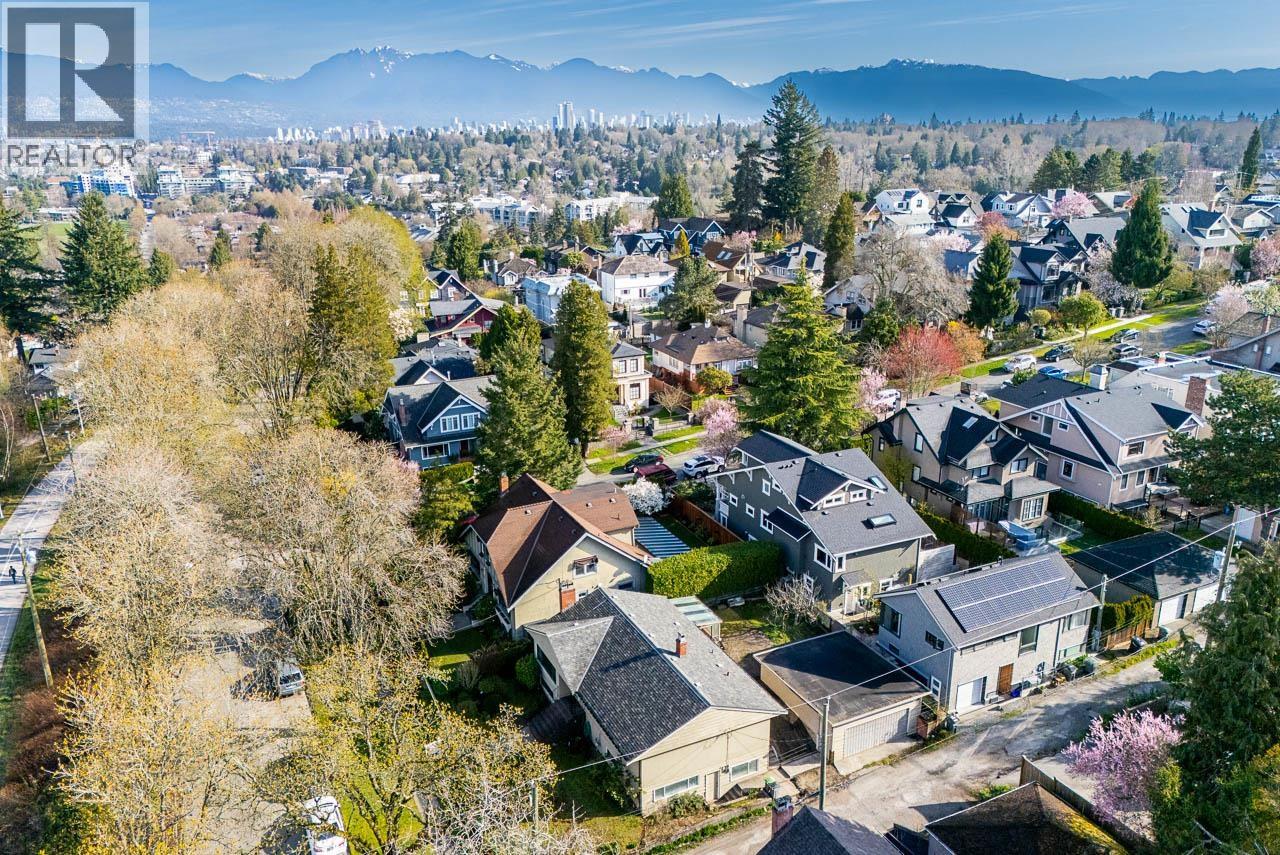 5240 East Blvd, Vancouver, BC V6M 3V1