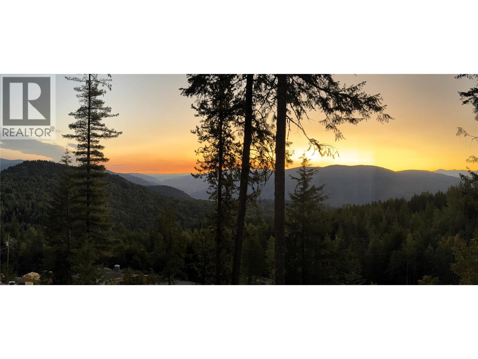4 Richie Road, Rossland, BC V0G 1Y0