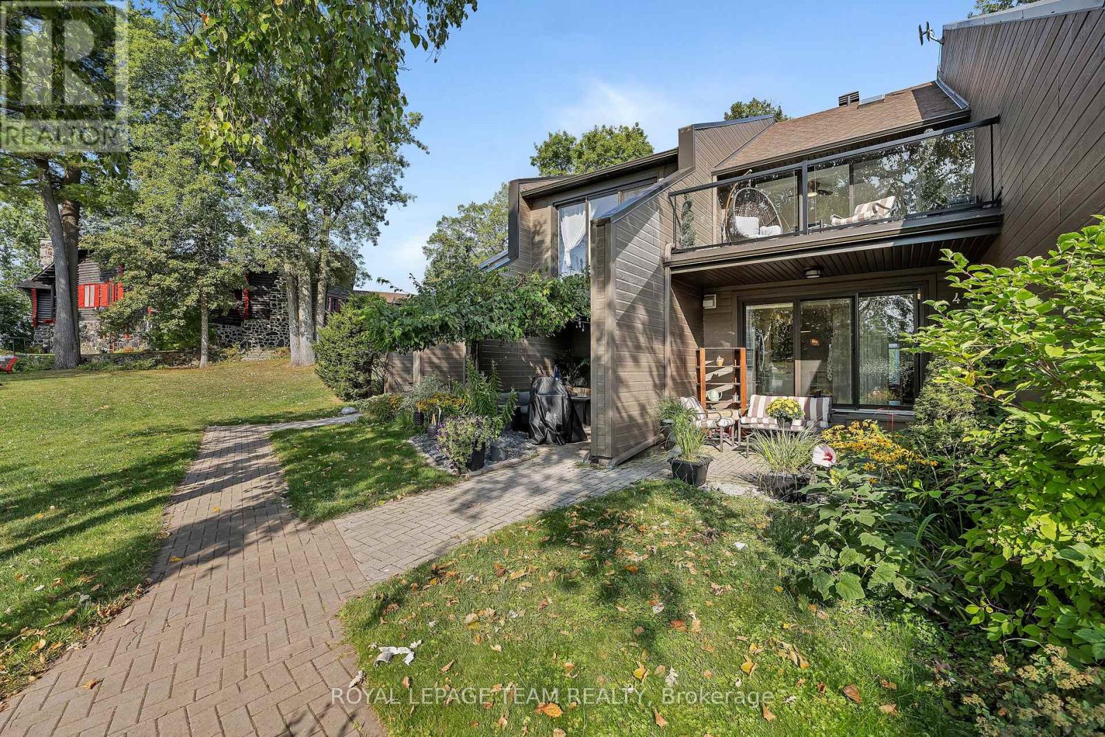 4 2890 Presquile Rd, Alfred and Plantagenet, ON K0B 1J0